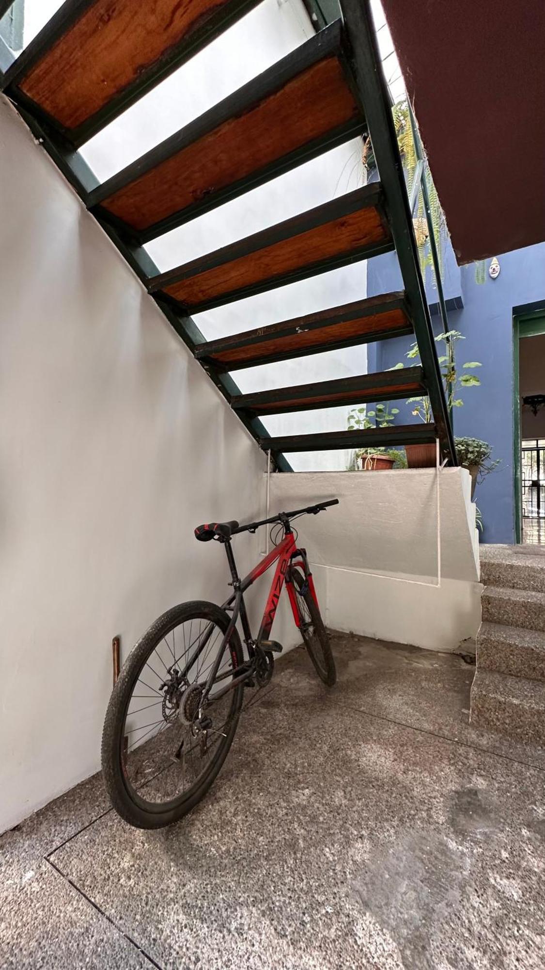 Campus Residencias Bed & Breakfast Quito Bagian luar foto